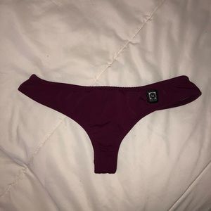 maroon jolyn bottoms!🥀